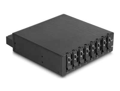 Delock 47129 Rack Mobile Phone 5.25 8 X SSD M.2 NVMe With Connector Sas SFF-8654 Slim — image 1