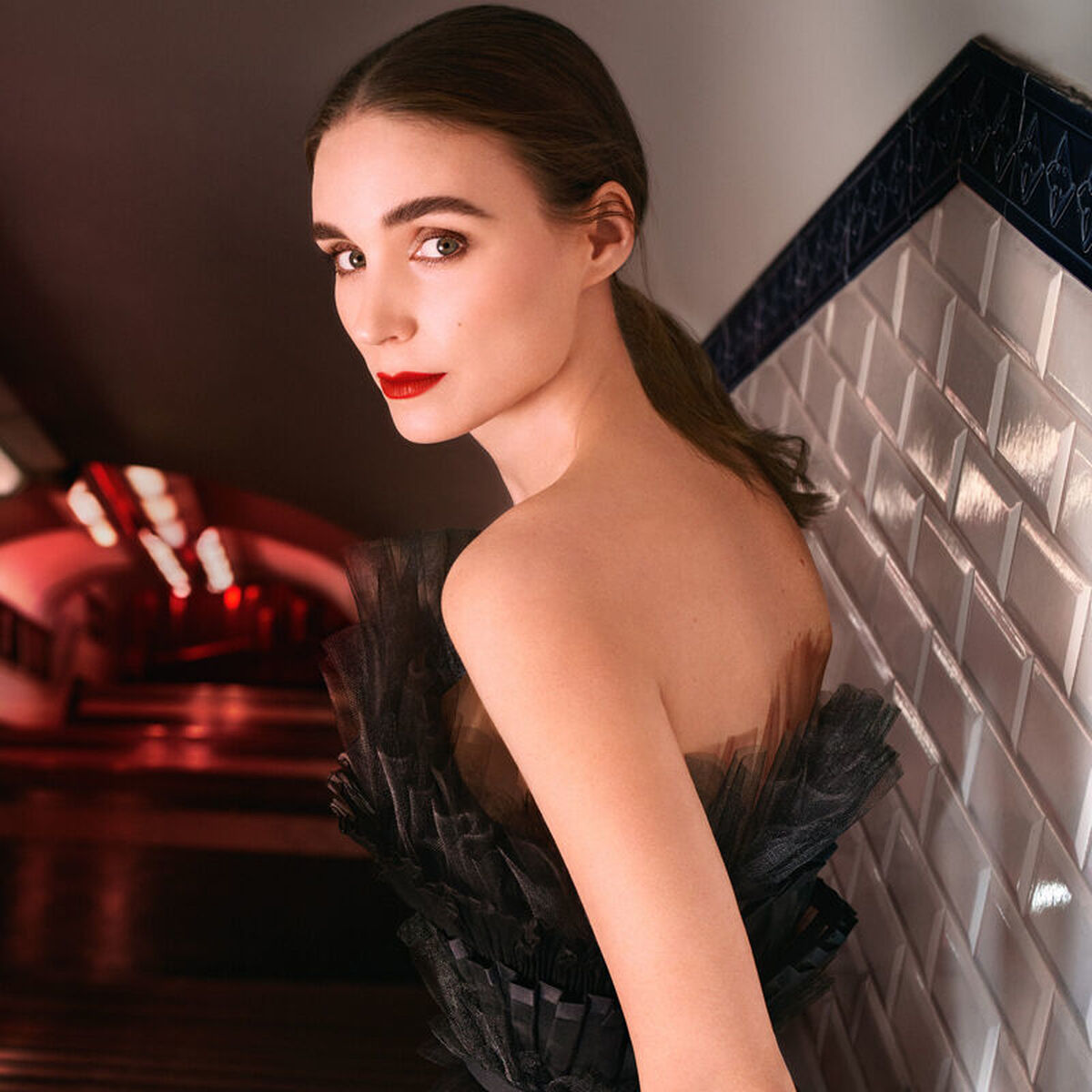 V6H4280BBB47637198300592EFE82C2915FR5306334P8