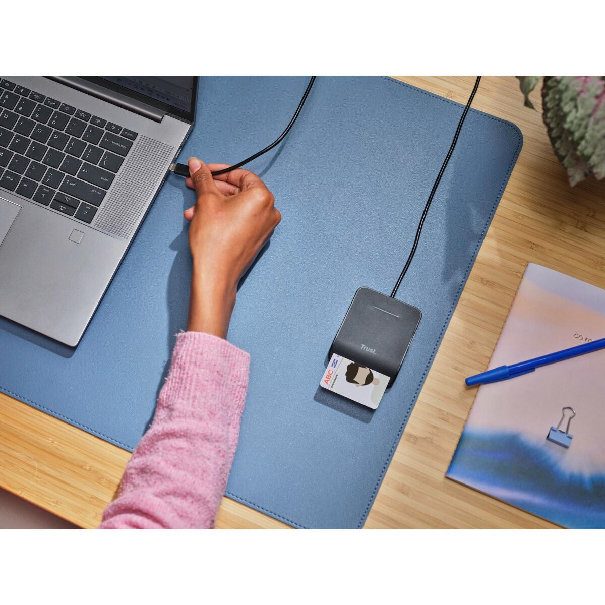 V2H622693D83E3C1F09A9441142EB59C0D3R7623372P5