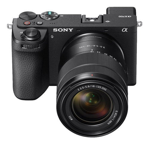 Sony ILCE-6700M Camera Reflex Digital + Lente 18-135MM — image 1