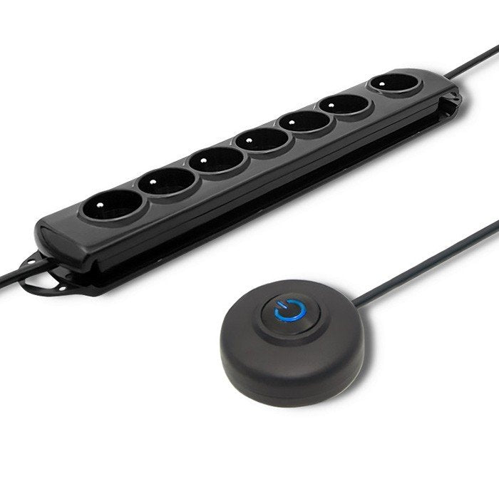 Qoltec Surge Protector With Foot Switch 7 Sockets 1.5M